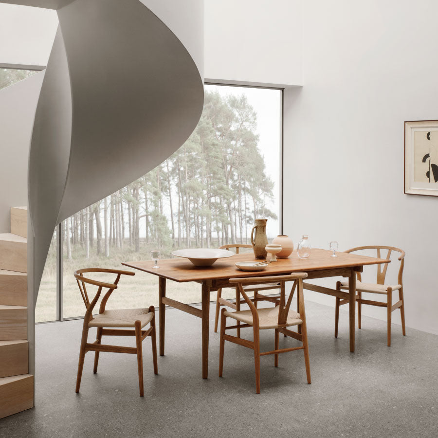 CAMPAIGN｜2025.9.24 - 2026.3.31<br>CARL HANSEN & SON<br><b>CH327 IN TEAK MIX CAMPAIGN</b>