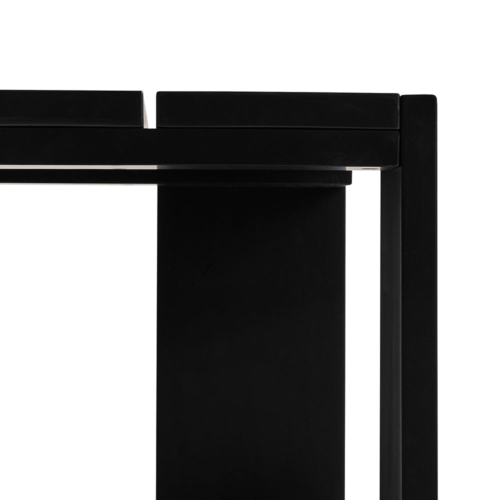 CRATE SIDE TABLE ブラックの側面アップ画像