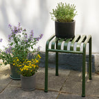 パリサードスツール・オリーブの使用イメージ