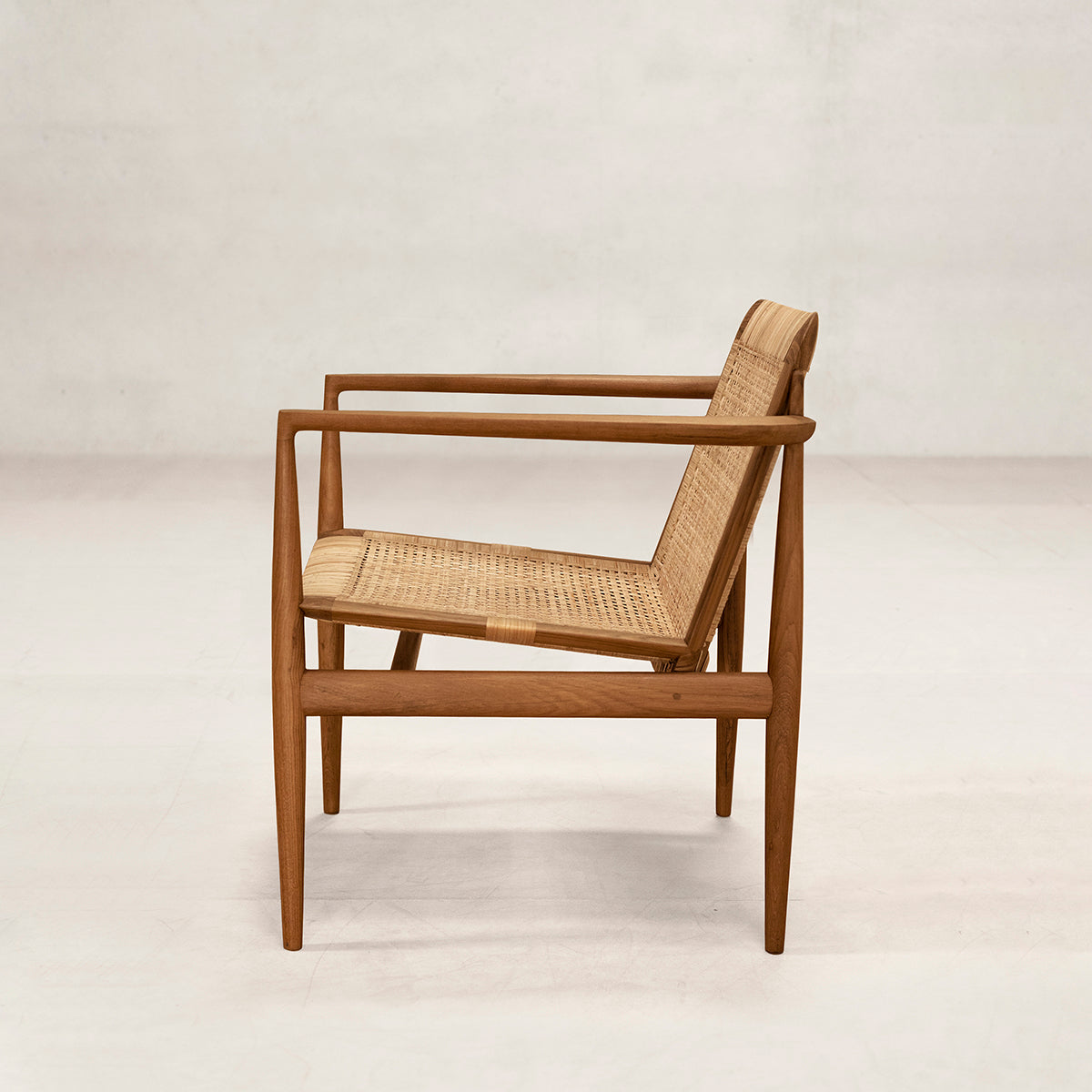 タンガリモジュラーチェア-両アーム-横向き