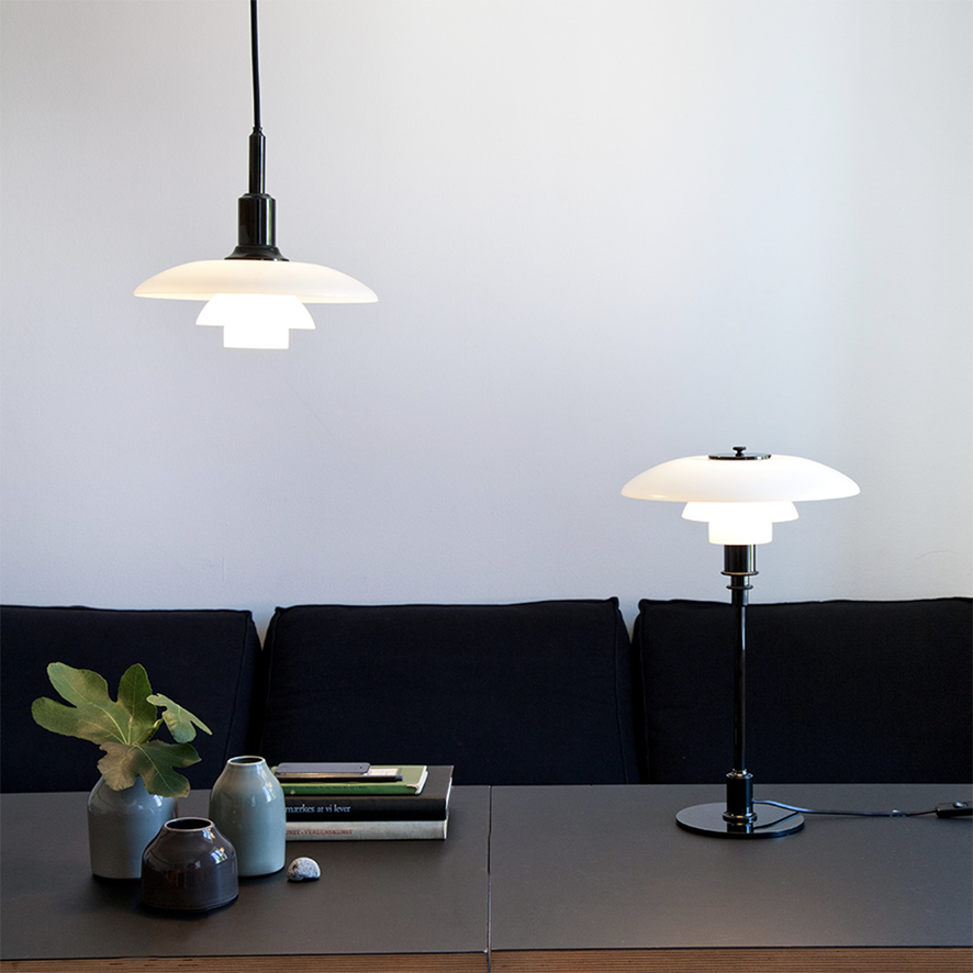 PH3/2ペンダントとPH3/2テーブルランプ